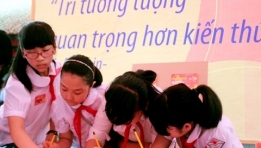 Textbooks account for 75 percent of books published in Vietnam
