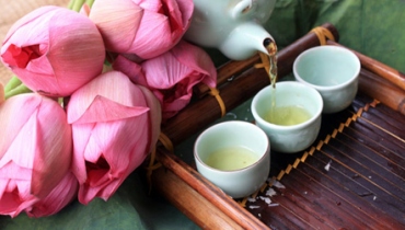 Vietnamese lotus tea, a quintessence gift of nature