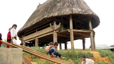 A Vietnamese village without using money