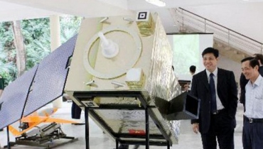 Vietnam’s first remote sensing satellite launched after delay